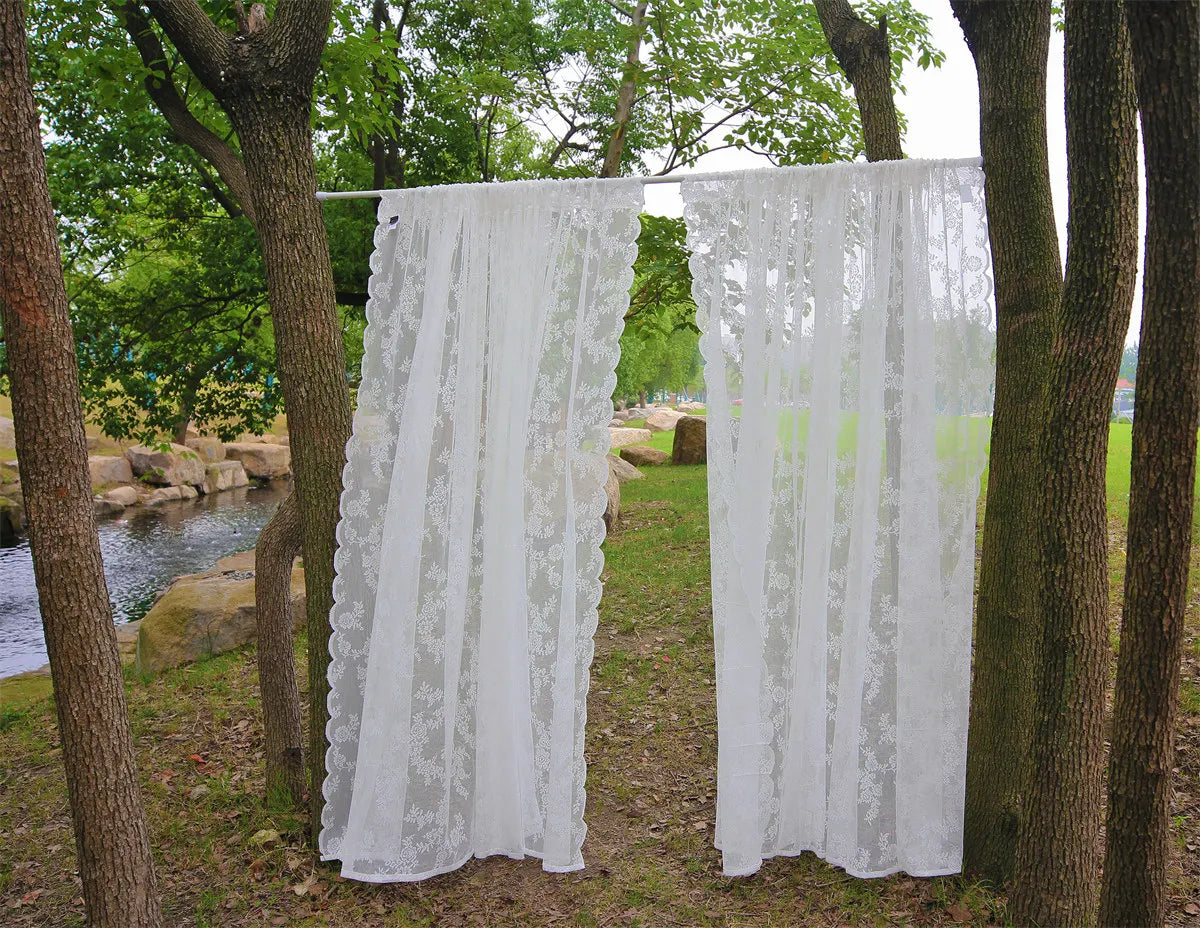 2 Panels Vintage Lace Long-Romantic Flowers