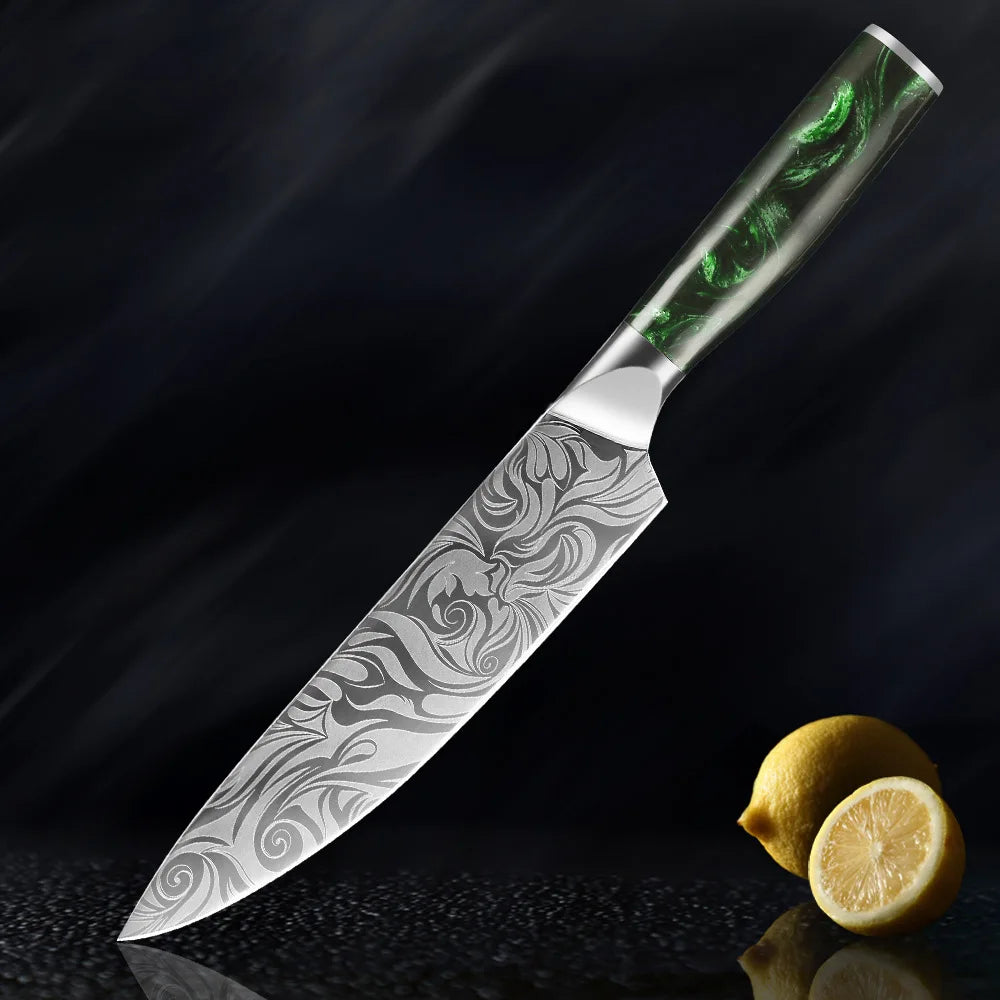 Damascus patterned knife set
