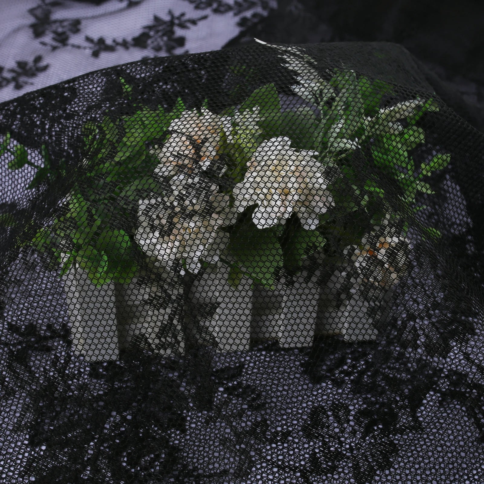 2 Panels Vintage Lace Long-Romantic Flowers